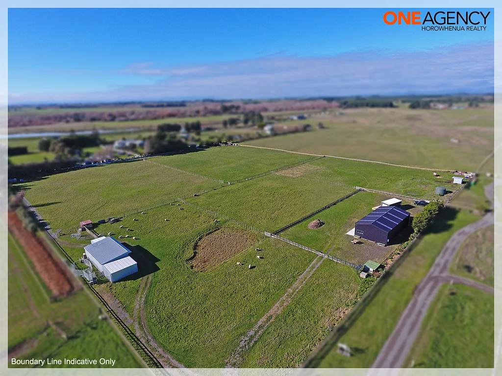 Tangimoana Over 7 Acres, 18x9 Powered Shed & Tiny Home!!