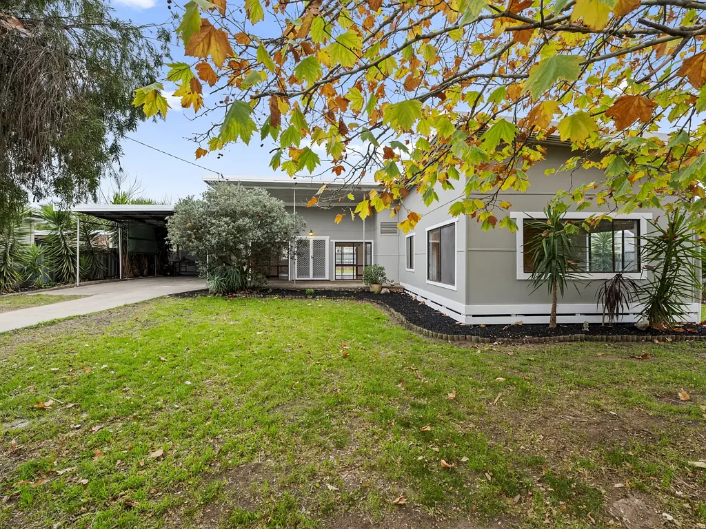 Comfortable Family Home in a Convenient Location
