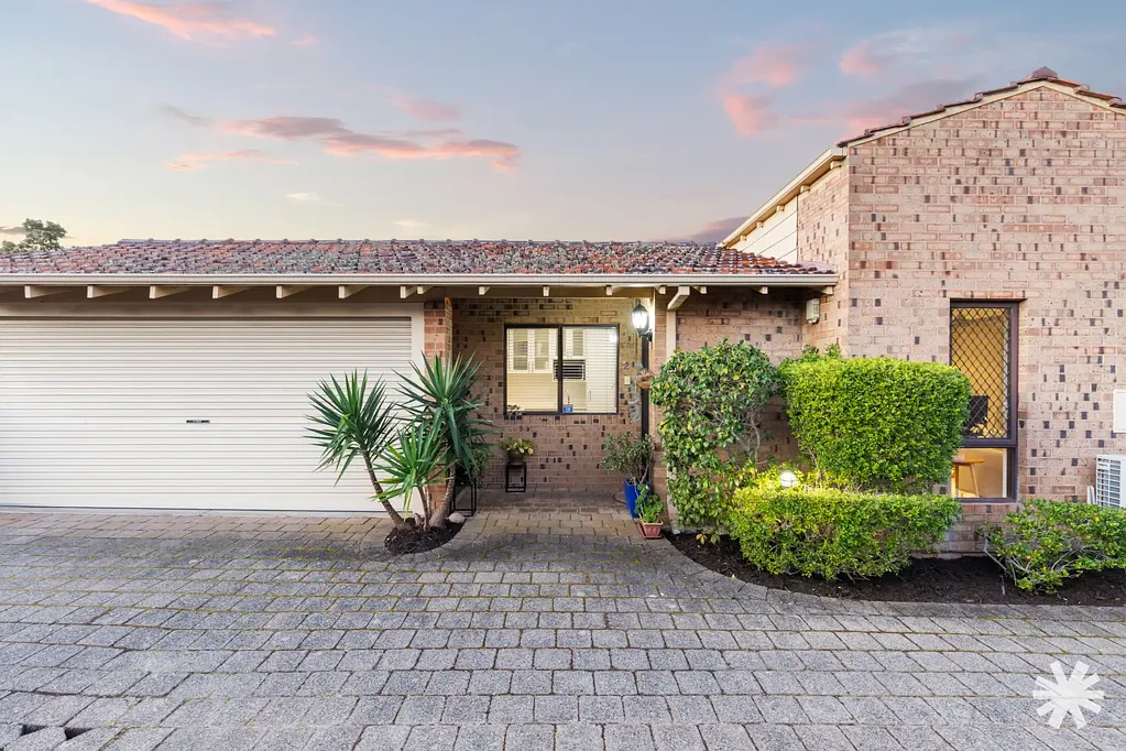 2/45 Park Street, Como, WA 6152