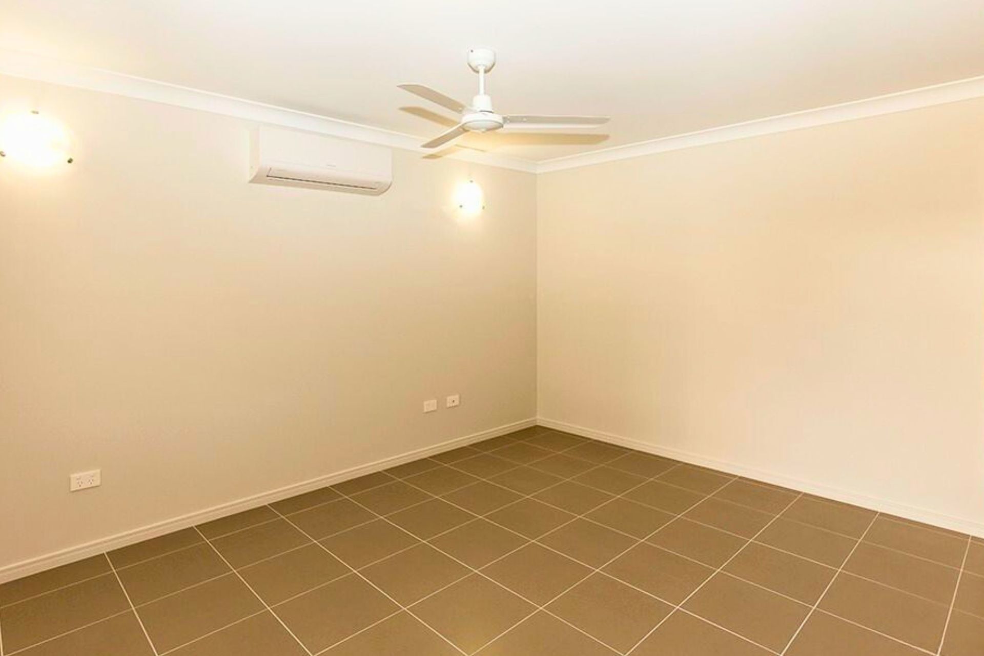 10 MARCO WAY, BURDELL QLD 4818, 0 Schlafzimmer, 0 Badezimmer, House