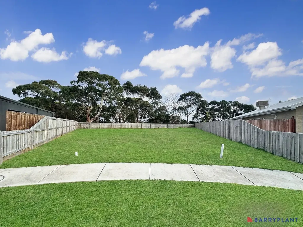 Inverloch  Premier Coastal Opportunity: Build Your Dream Home in a Tranquil Cul-de-Sac.