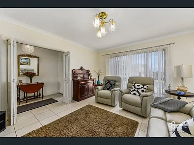 18 Dalkeith Drive, Mount Gambier, SA 5290, 3 Bedrooms, 2 Bathrooms, House