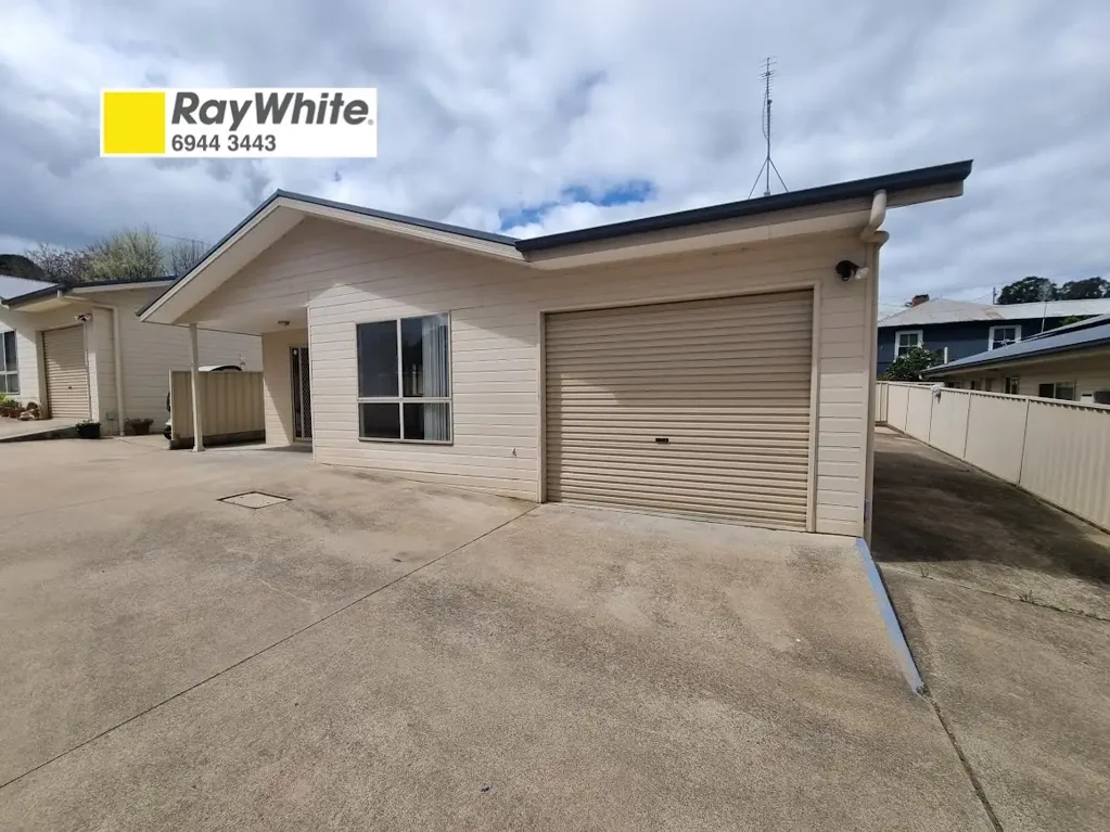 2/127 Hanley Street, Gundagai, NSW 2722
