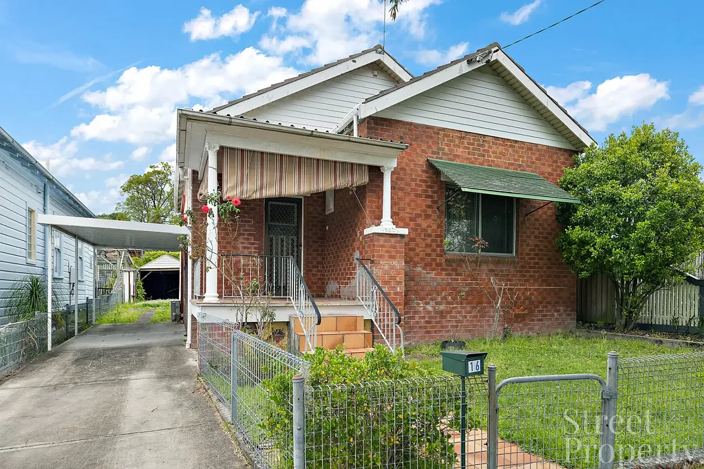 New Lambton 3ਬੈੱਡਰੂਮ Original Home, Endless Potential
