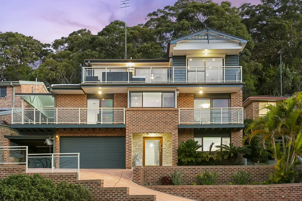 Cromer 5ਬੈੱਡਰੂਮ A Family Sanctuary with Space, Flexibility and Views