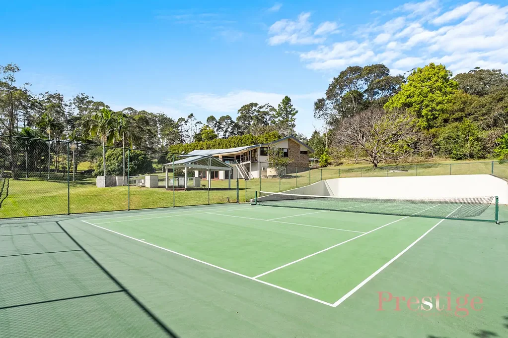 Erina Heights 4कमरा A Private Acreage Retreat with Pool, Tennis Court and Exceptional Family Living