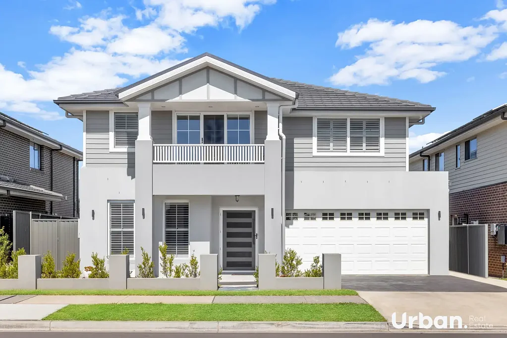 Marsden Park 5 Slaapkamer Stunning double level Hamptons abode in the heart of Elara