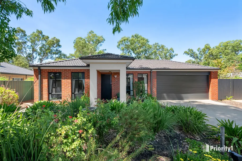 13 Clydebank Court, Strathfieldsaye, VIC 3551