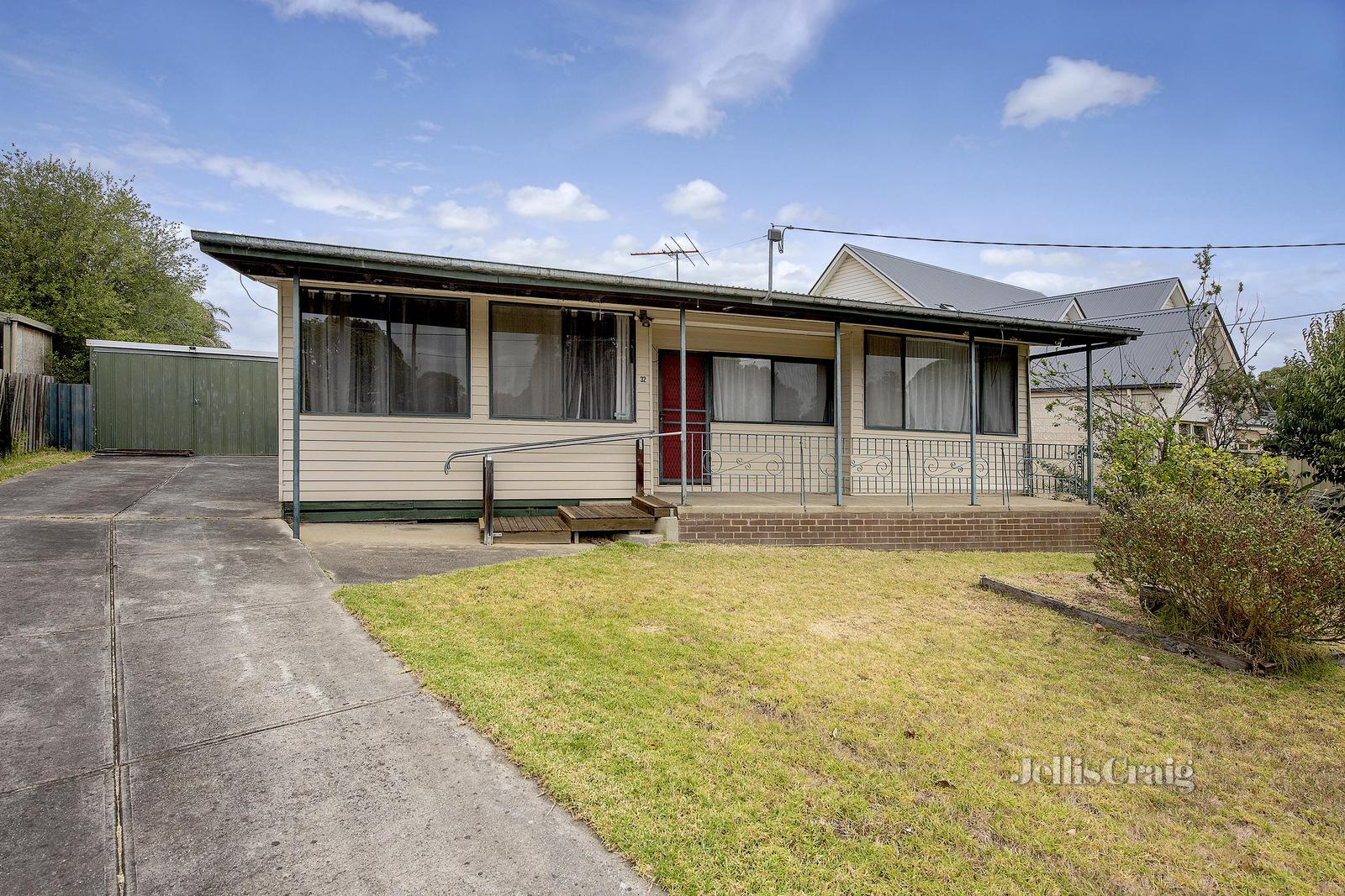 32 COVENTRY ST, MONTMORENCY VIC 3094, 0 Kuwarto, 0 Banyo, House