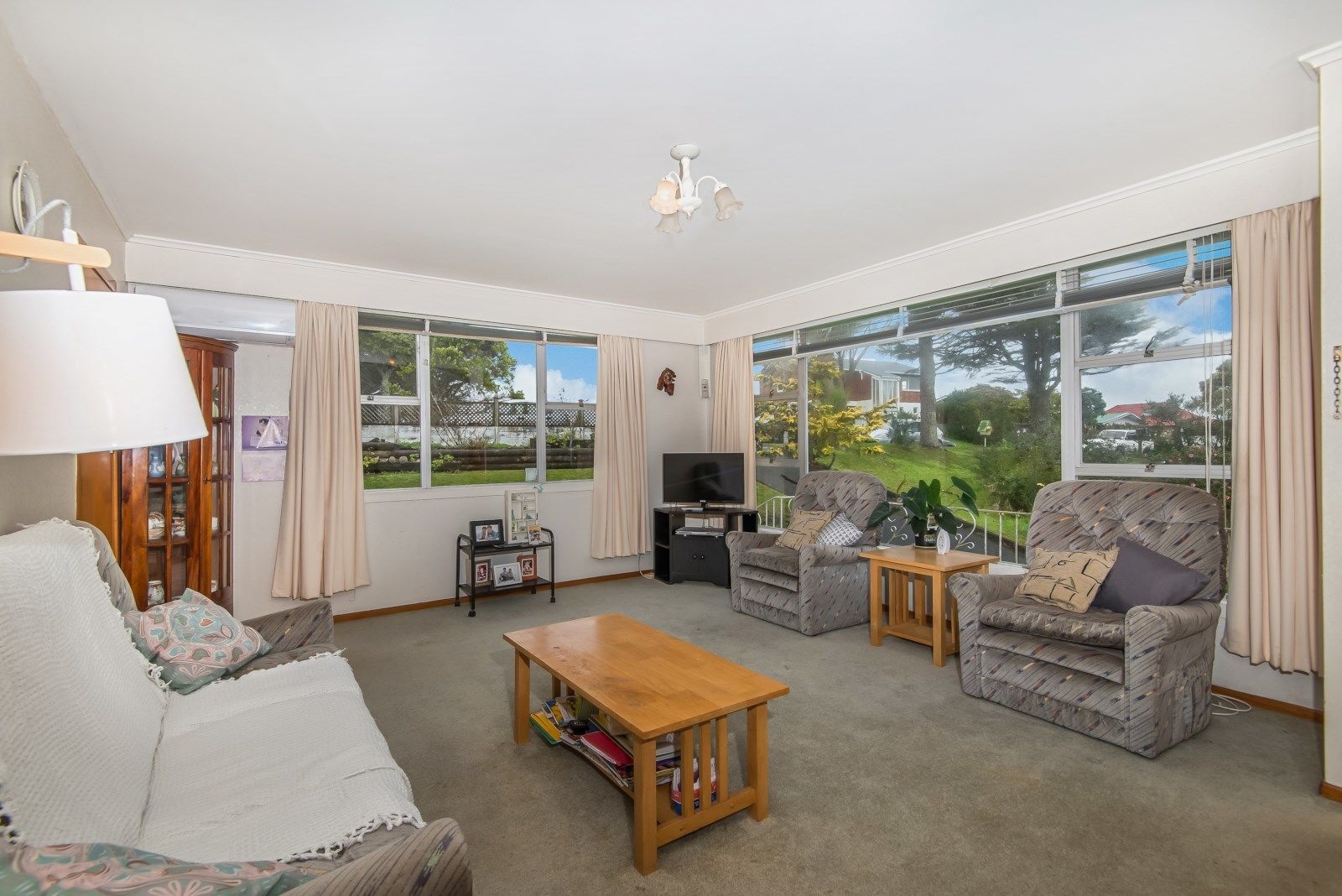 26a Bel Air Drive, Hillsborough, Auckland, 2 Kuwarto, 1 Banyo