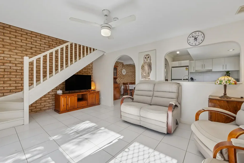Slacks Creek 3ਬੈੱਡਰੂਮ Spacious 301m2 Updated Family Oasis + Pool + Gated