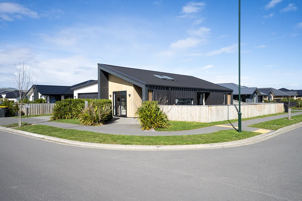 Halswell 3ਬੈੱਡਰੂਮ A Home That Delivers More