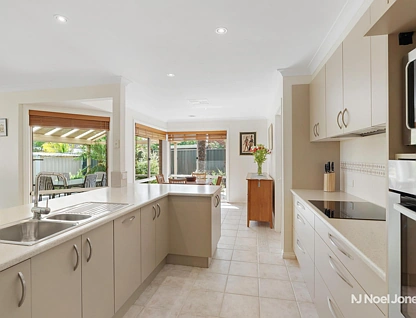 7 Whiting Court, Wantirna South, East Melbourne, 3 ห้องนอน, 2 ห้องน้ำ, House