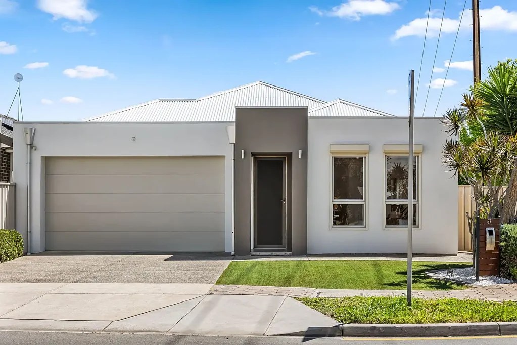 57 Lord Howe Avenue, Hillcrest, SA 5086