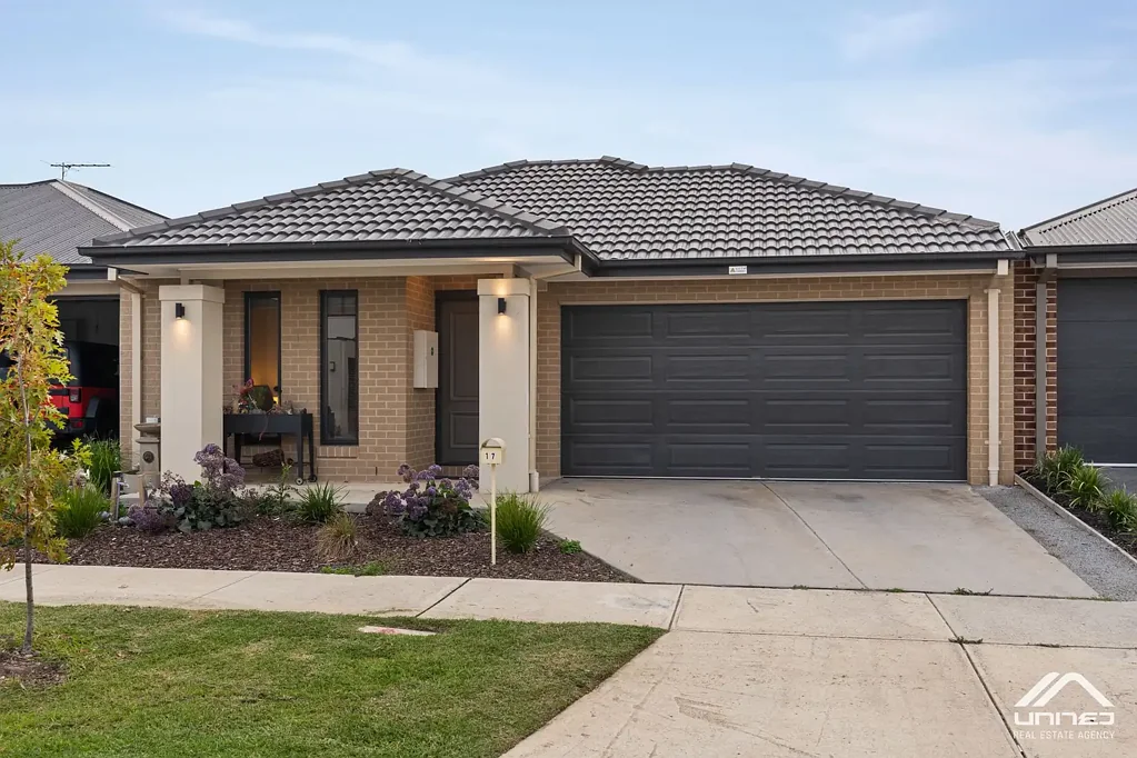 Berwick 3 Bedroom Modern East-Facing Comfort & Contemporary Living