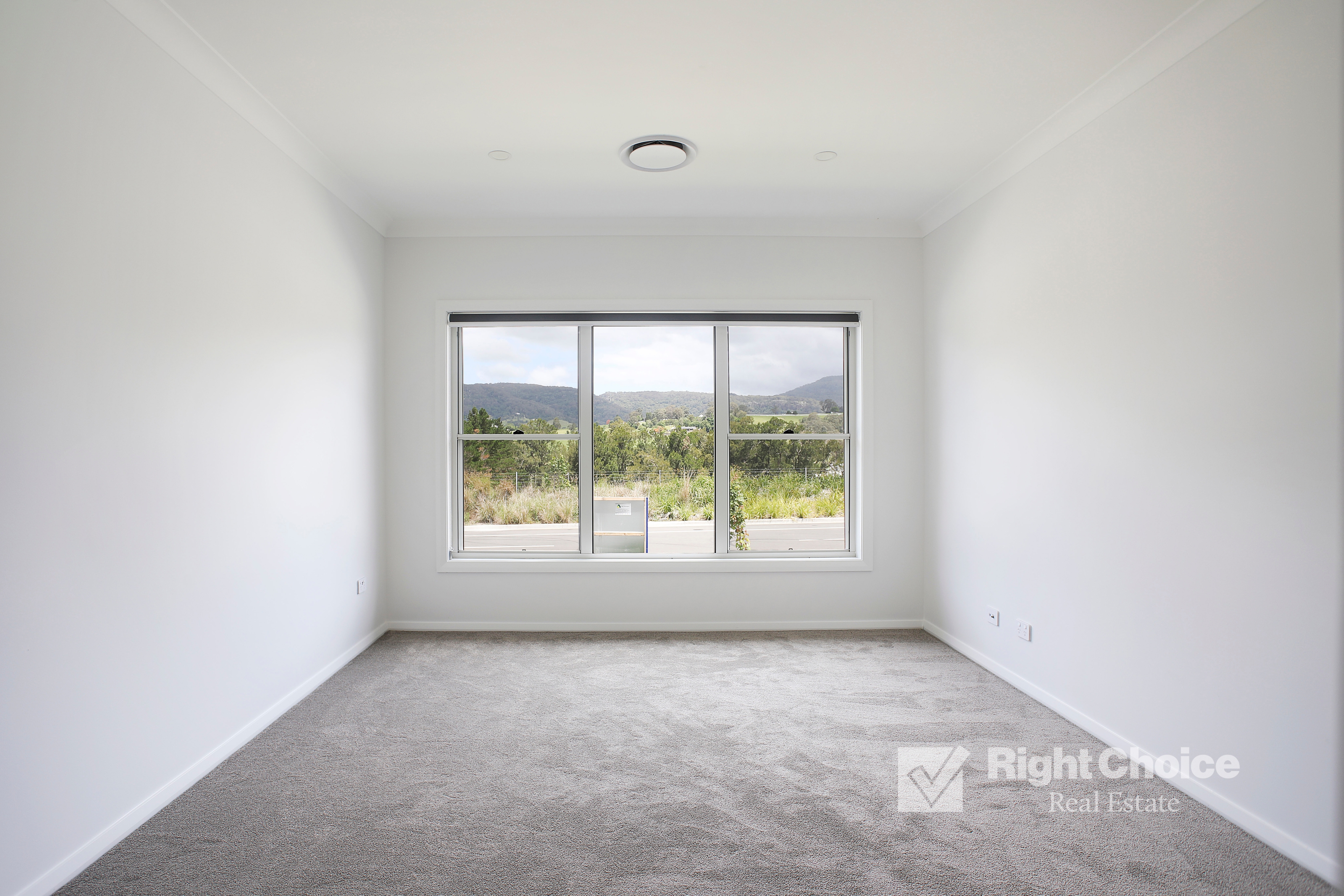 169 NORTH MACQUARIE RD, CALDERWOOD NSW 2527, 0 침실, 0 욕실, House