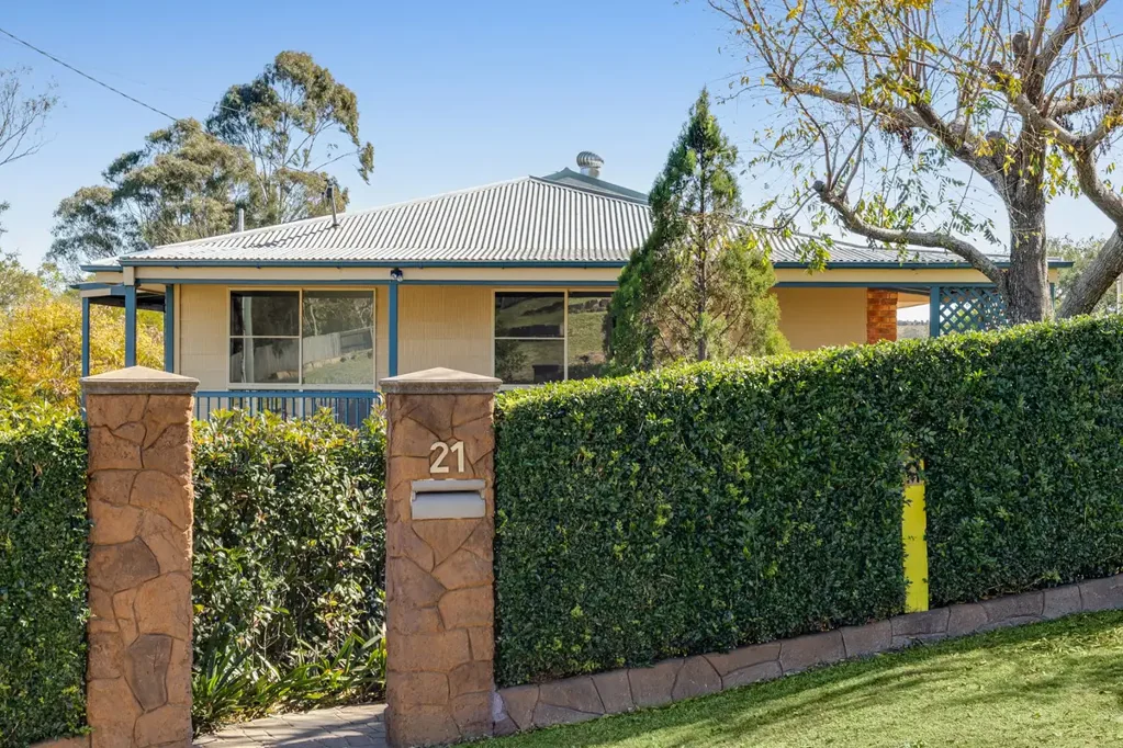 21 Treeline Drive, Gowrie Junction, QLD 4352