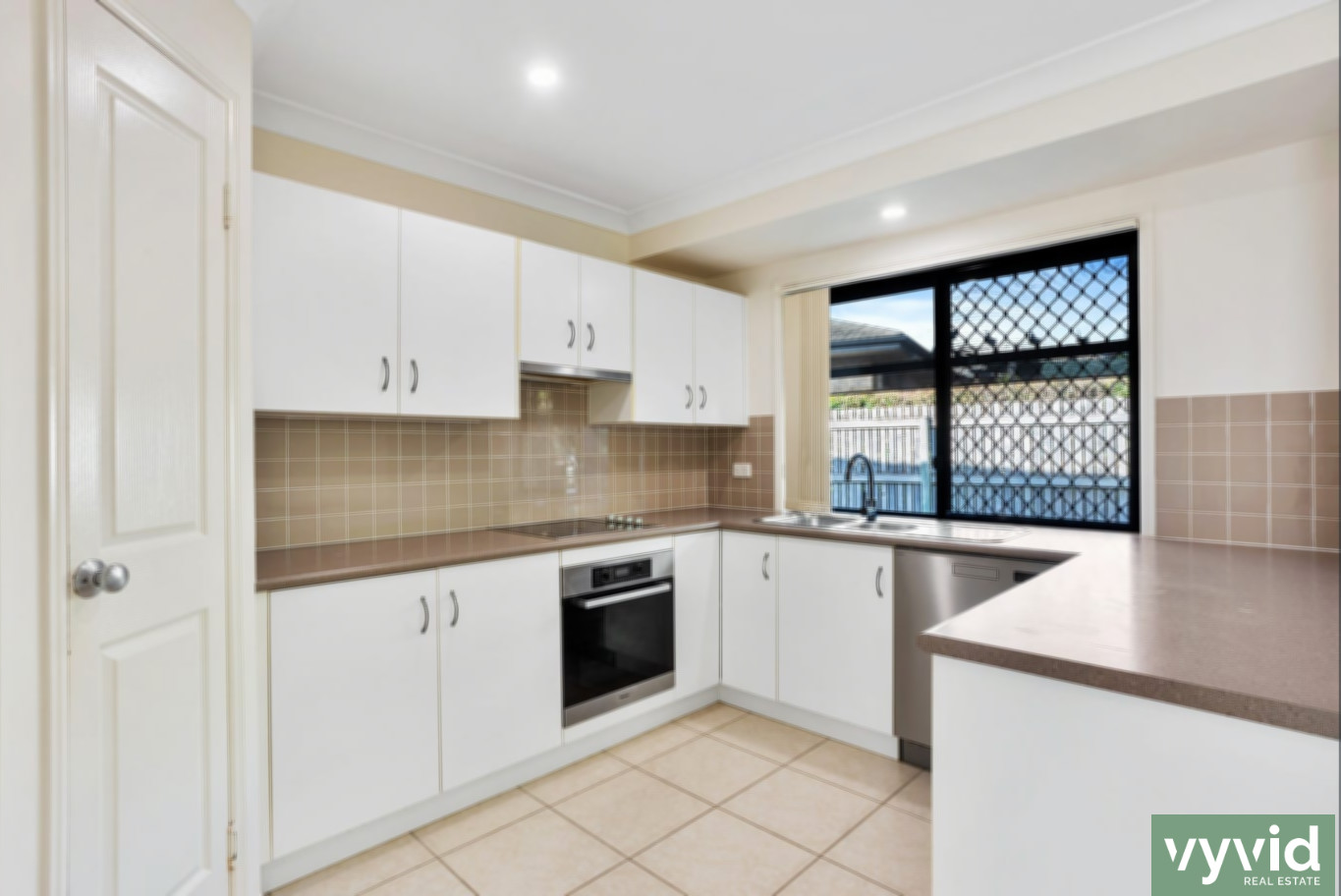 30 WARATAH ST, KIN KORA QLD 4680, 0 રૂમ, 0 બાથરૂમ, House