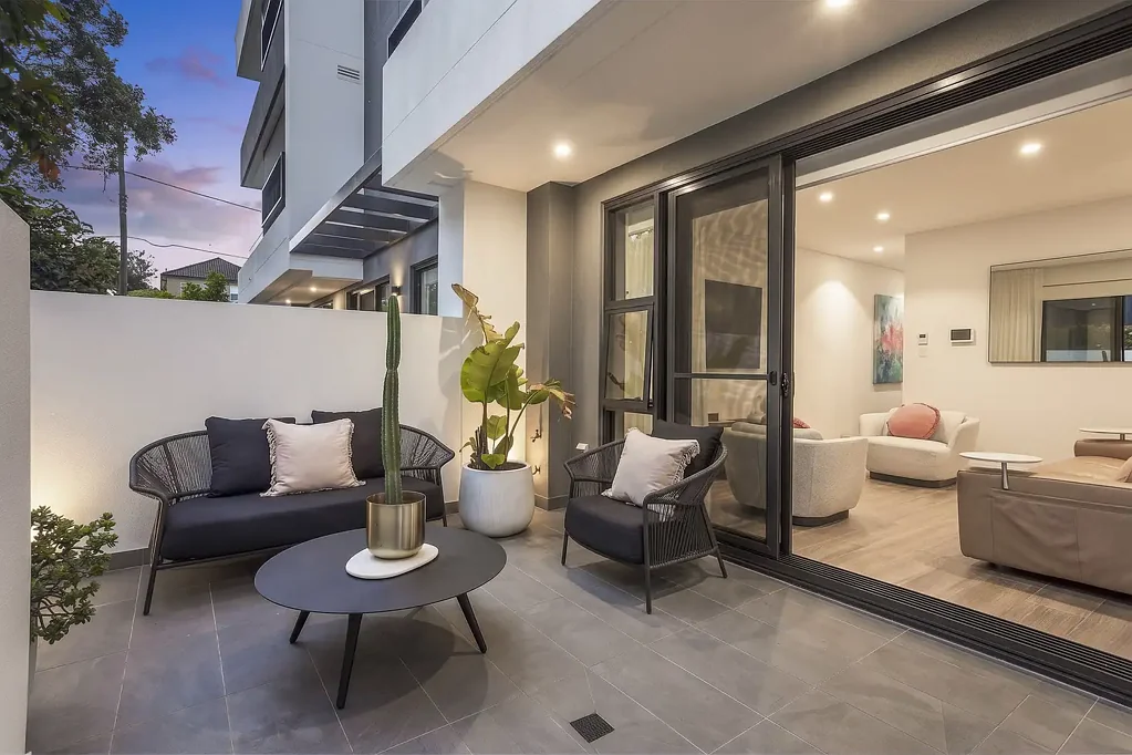 Cronulla 2ਬੈੱਡਰੂਮ Ground Floor North Facing Courtyard Apartment