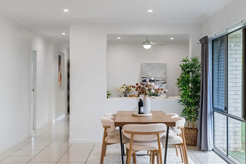 Glass House Mountains 4Zimmer Stylish 4-Bed Home with Great Flow and Outdoor Entertaining - Minutes from Town