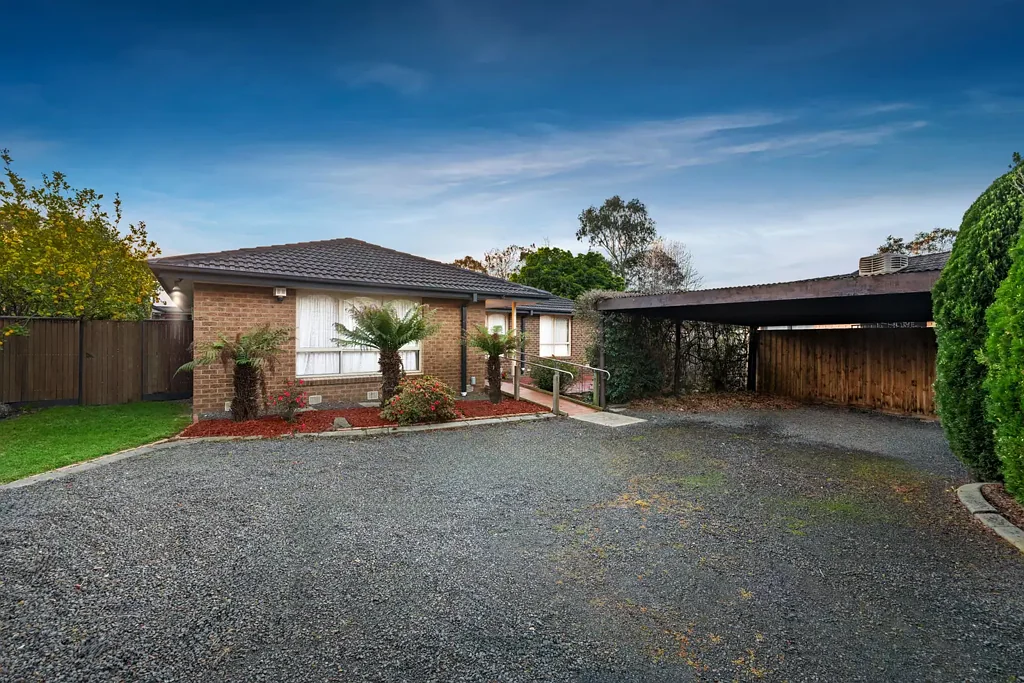 Knoxfield 3ਬੈੱਡਰੂਮ Endless Potential on 855sqm - Renovate, Rebuild or Relax in Knoxfield