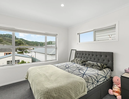 12 Ronalds Way, Taita, Lower Hutt City, 3 Kuwarto, 2 Banyo, House