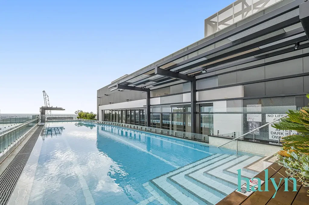 Inner-City Comfort with Premium Resident Facilities