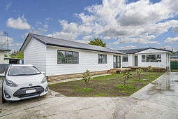 1007 Miro Street, Mahora