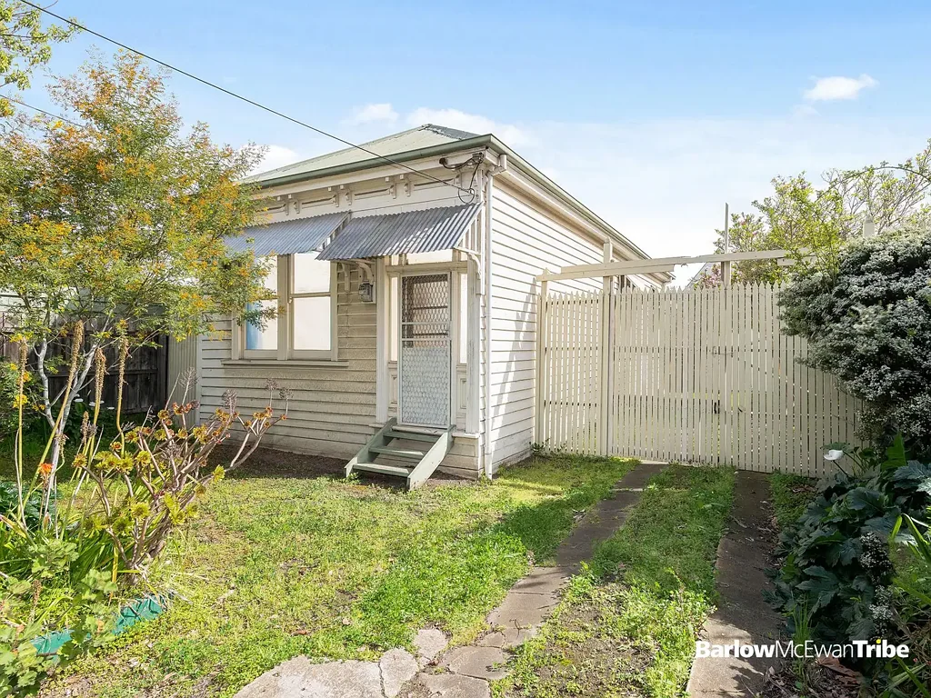 Spotswood 3 Bedroom Get Your Hammer and Imagination Ready!