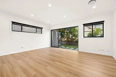 170 Hawksview Street, Guildford, NSW 2161, 5 ਕਮਰੇ, 3 ਬਾਥਰੂਮ, Apartment