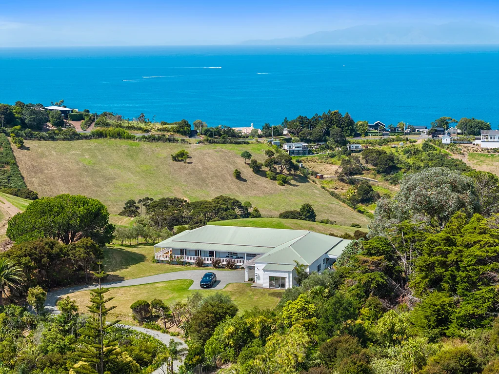 123 Sea View Road, Onetangi, Waiheke Island, Auckland
