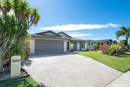 4 Botanical Drive, Ooralea