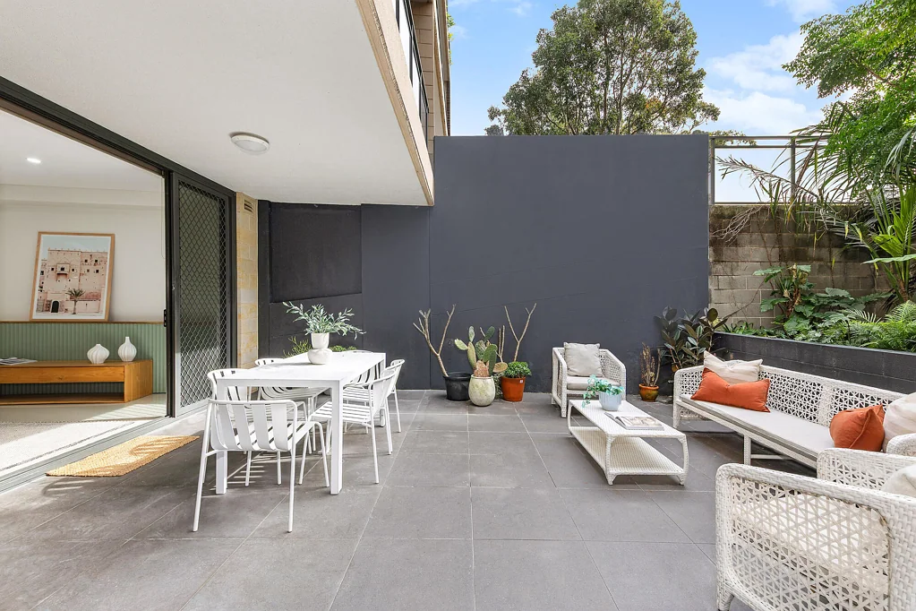 Killara 2 Slaapkamer Exceptional courtyard haven, true lifestyle retreat