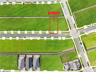 Peacocke Level Section With Double Garage Potential