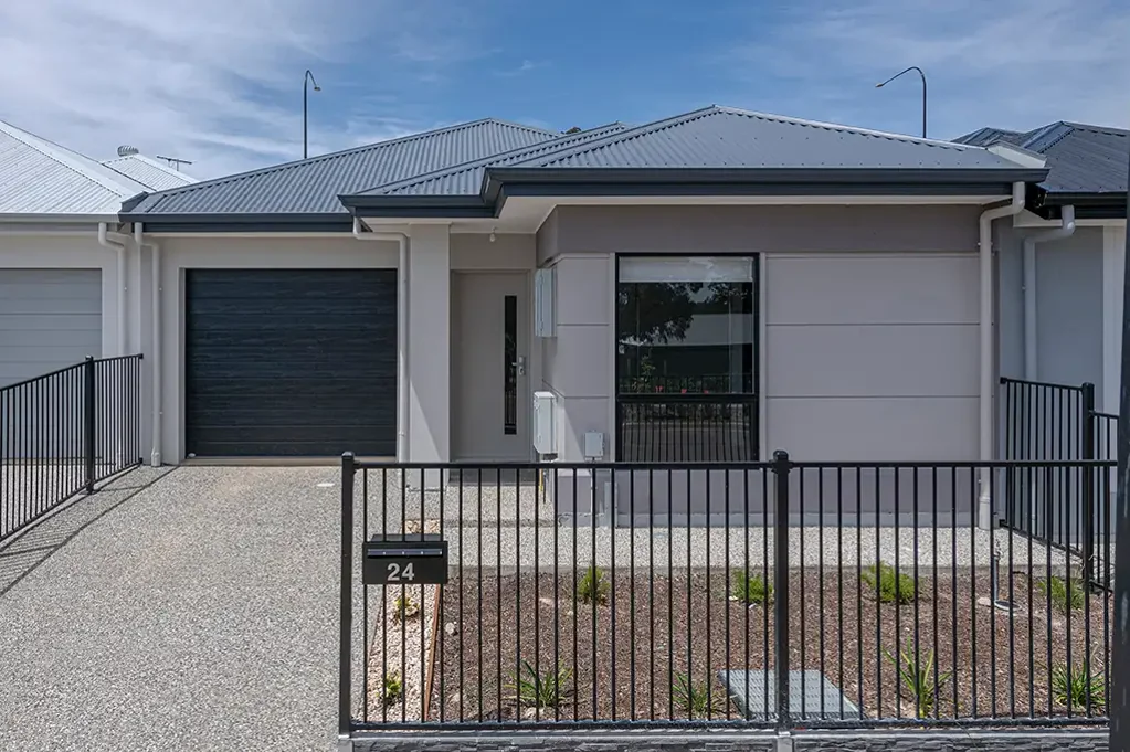 Mount Barker 3ห้องนอน Stylish, low-maintenance living in the heart of Mount Barker