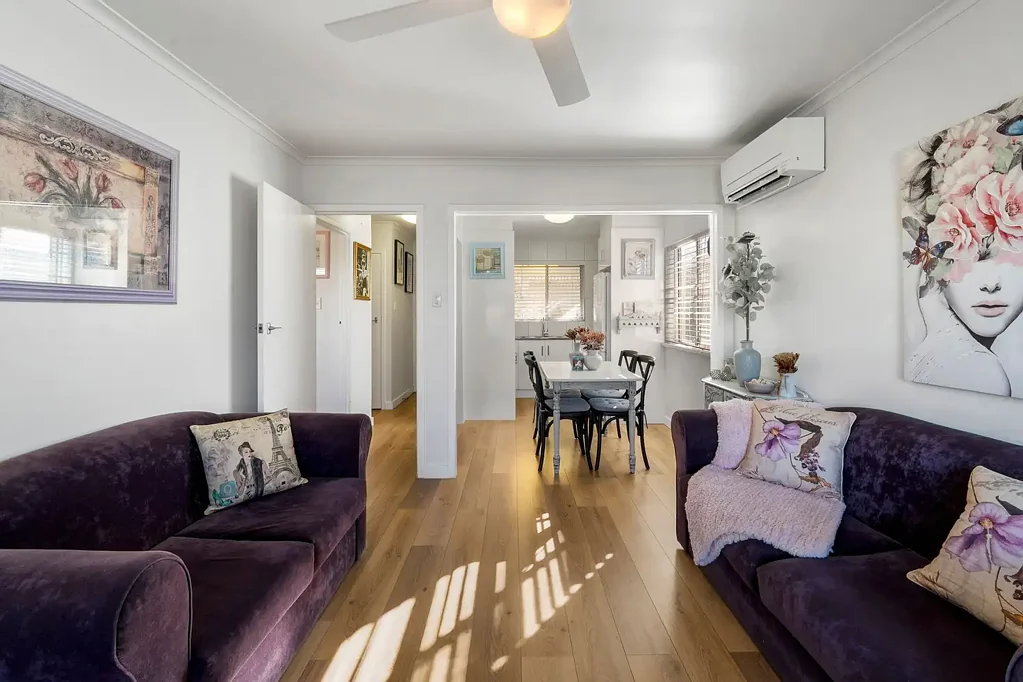 Greenacres 1 Slaapkamer Low-Maintenance Living in a Convenient Greenacres Location