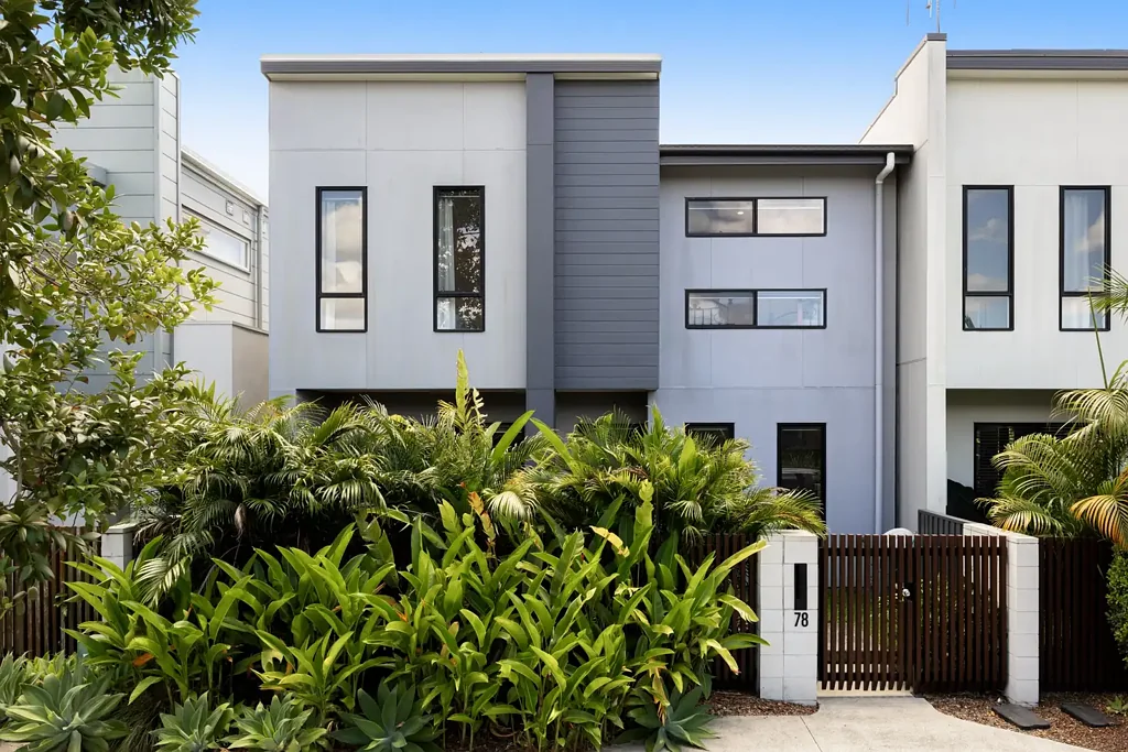 Palmview 4غرفة نوم Move Into Your Easy-Living Home This Spring!