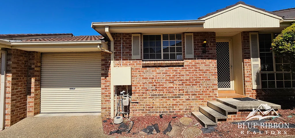MODERN VILLA IN CENTRAL LOCATION!!