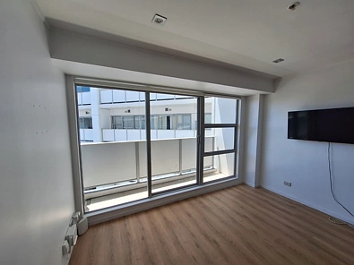 Two Bedroom Apartment Queen Street