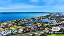 5 Willis Cove, Pelican Point