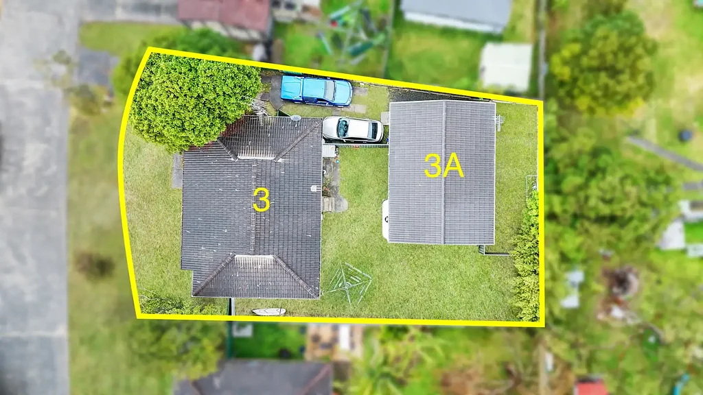 3 & 3a Kynan Close, Lake Haven, NSW 2263