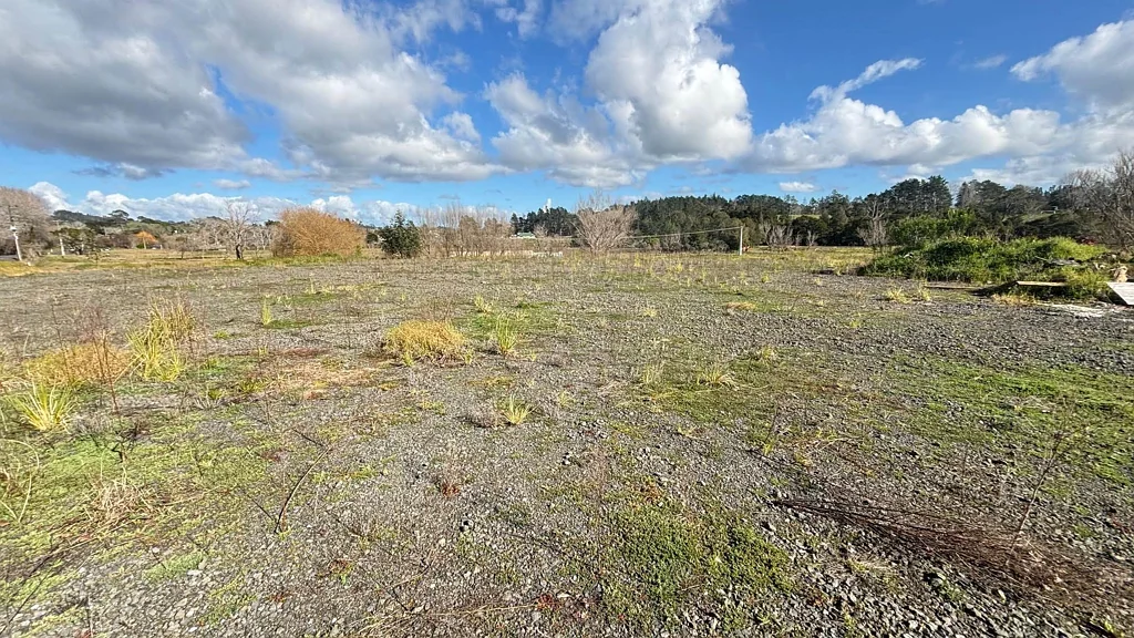 Dairy Flat AFFORDABLE YARD WITH PRIME LOCATION