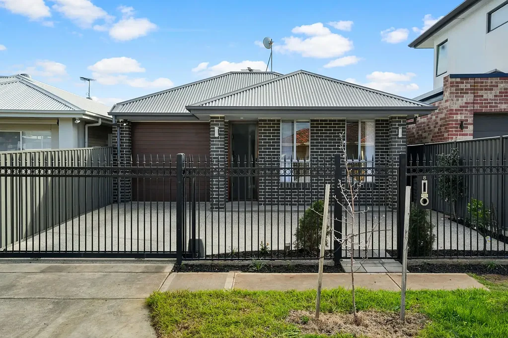 Flinders Park 4房  Modern Family Function With Entertaining At Its Heart