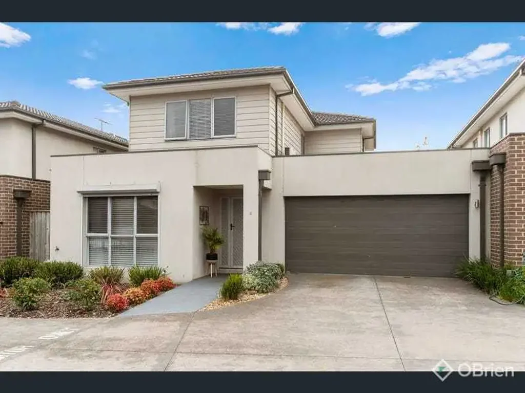 Stylish Family Living in the Heart of Carrum Downs