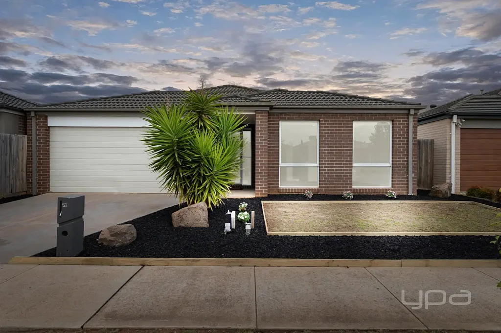 Weir Views 5Kwarto IMPRESSIVE FIVE BEDROOM HOME IN PRIME LOCATION