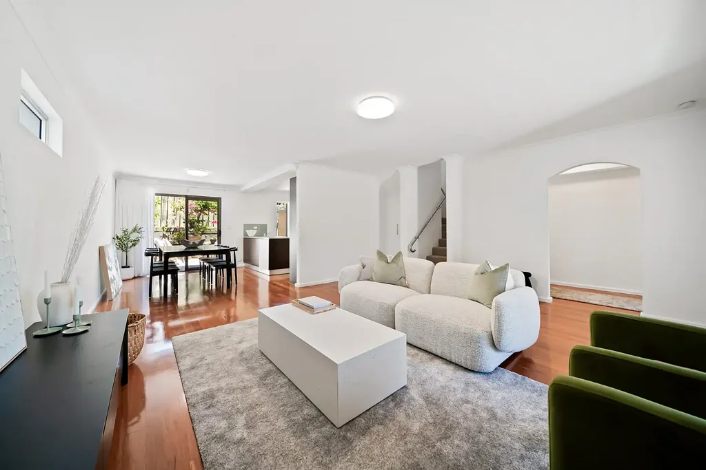 2/188 Labouchere Road, Como, WA 6152