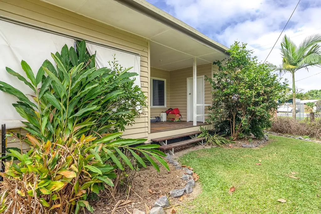 30 Thomas Street, Mossman, QLD 4873