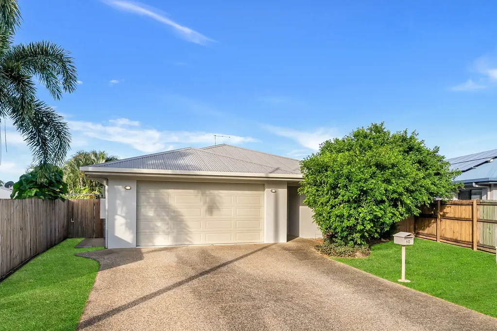 SPACIOUS FAMILY HOME IN PRIME LOCATION