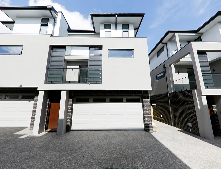 7/2-4 Montgomery Avenue, Mount Waverley, East Melbourne, 3 rūma, 3 rūma horoi, Townhouse