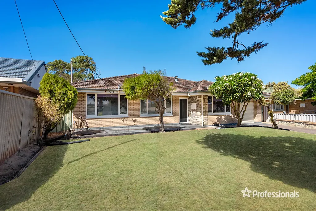 18 Albert Street, Geraldton, WA 6530